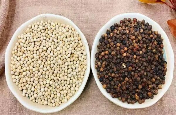 Black and White Pepper For Sale